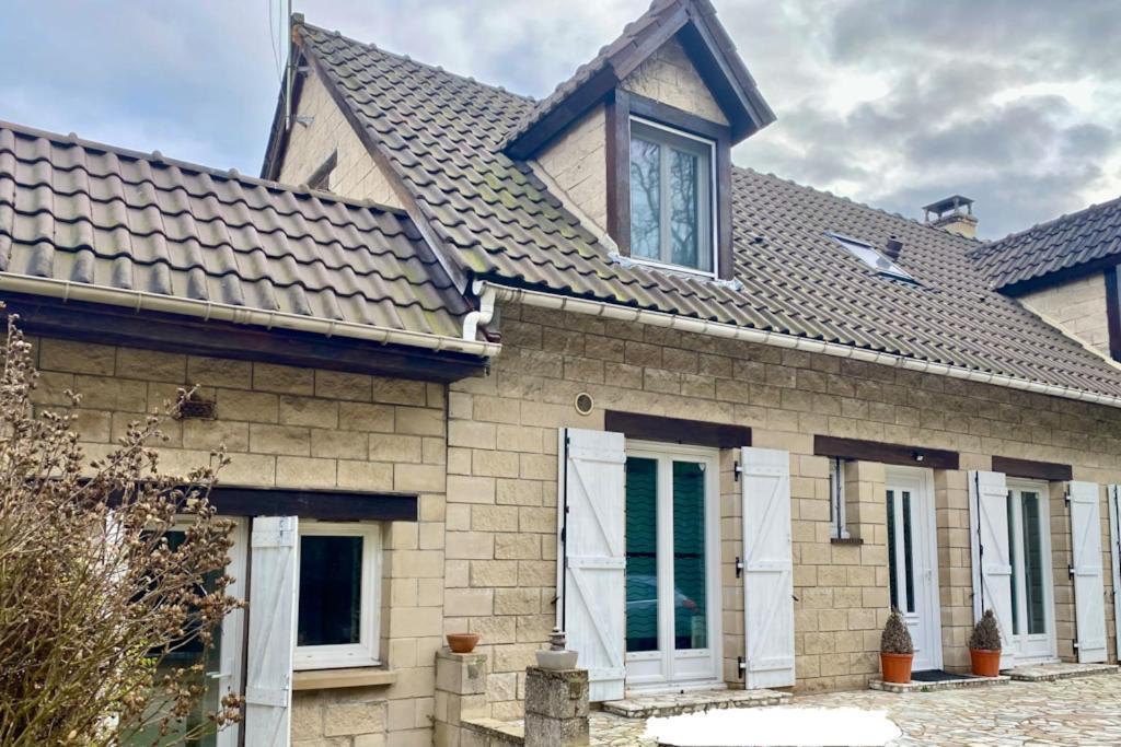 Charmant Studio A Coutevroult Bagian luar foto